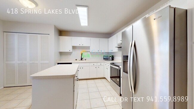 Building Photo - 418 Spring Lakes Blvd