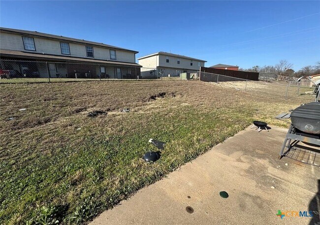 Building Photo - 3404 Zephyr Rd