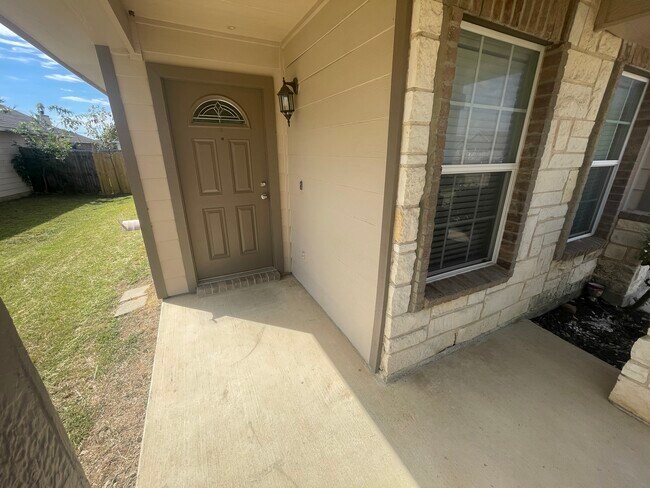 Building Photo - 220 Chalk Mountain Dr