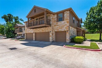 Building Photo - 1310 W Parmer Ln