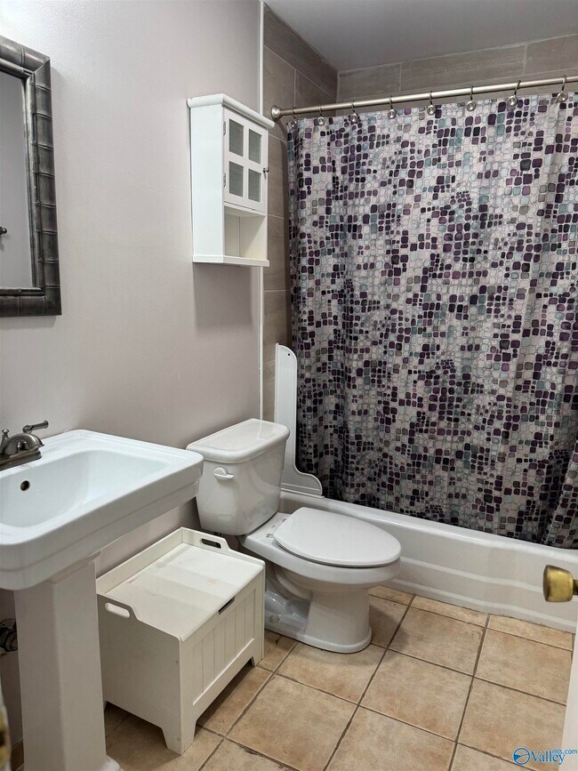 Building Photo - 3706 Pecan Grove Dr NW