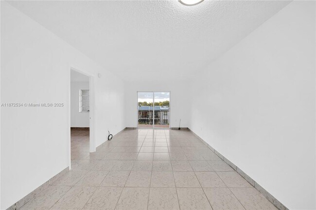 Building Photo - 3181 SW 13th St