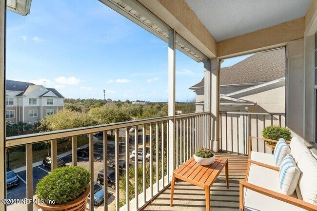 Building Photo - 11251 Campfield Dr