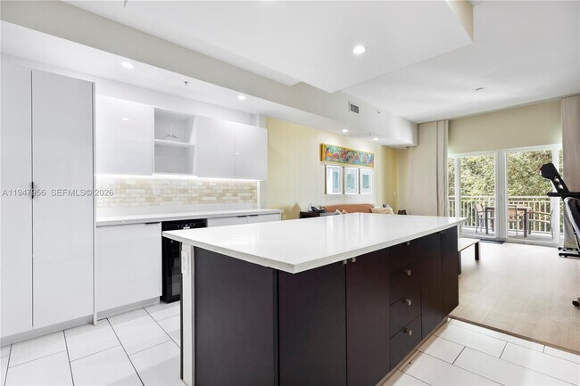 Building Photo - 5300 NW 87th Ave