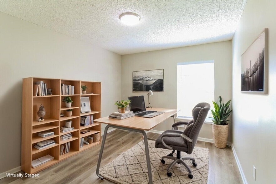 Building Photo - 717 S Lake Cunningham Ave