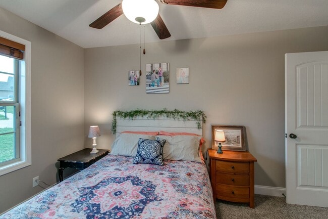 Building Photo - 115 Grassmire Dr