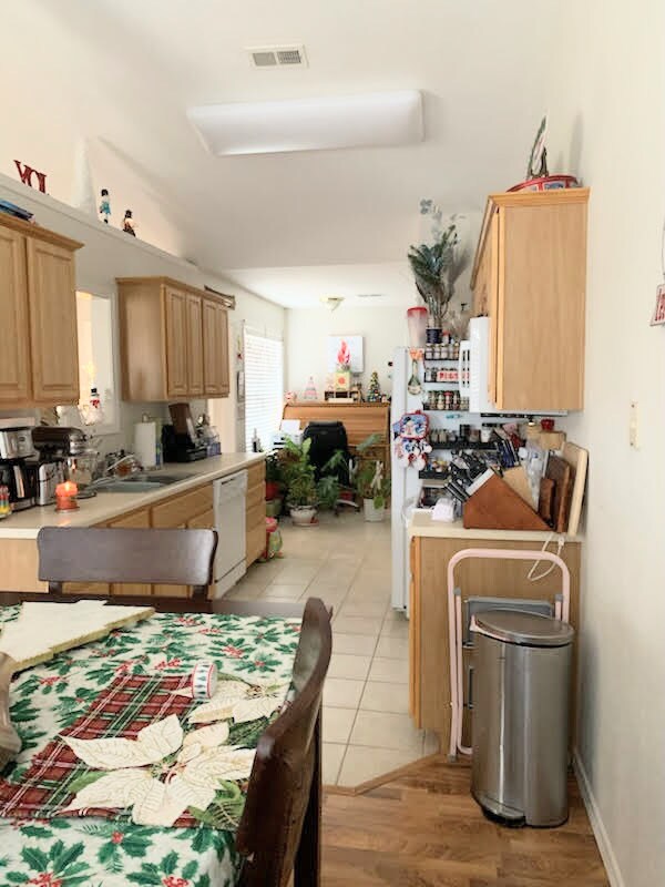 Building Photo - 119 Woodland Dr N