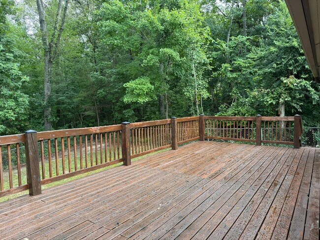 Building Photo - Beautiful 3 Bedroom House in West Knoxville