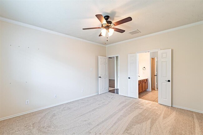 Building Photo - 17911 Serene Shore Dr