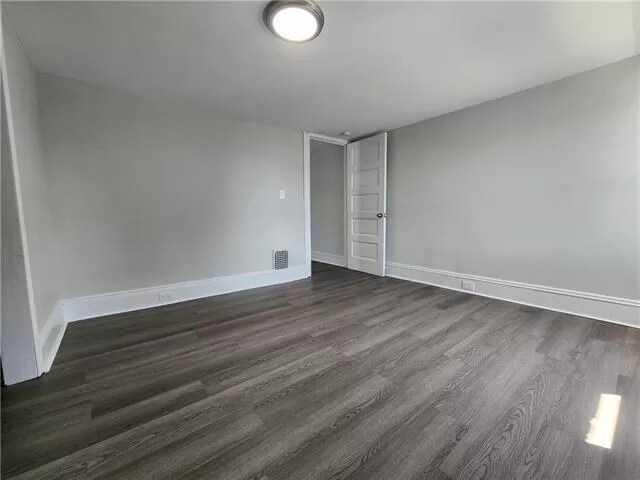 Building Photo - 944 S 24th St