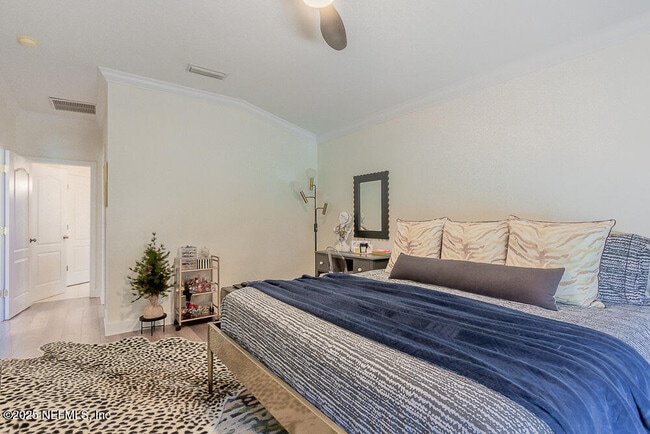 Building Photo - 2337 Matheson Dr