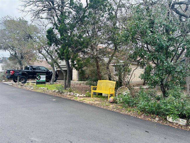 Building Photo - 27 Par View Dr