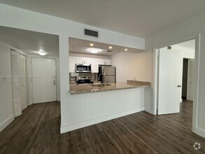 Building Photo - 8120 Geneva Ct