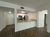 Building Photo - 8120 Geneva Ct