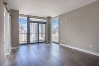 Building Photo - 520 N Wabash Ave