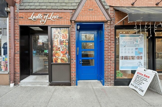 Building Photo - 18 Palmer Ave