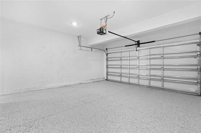 Building Photo - 478 Bogey Dr