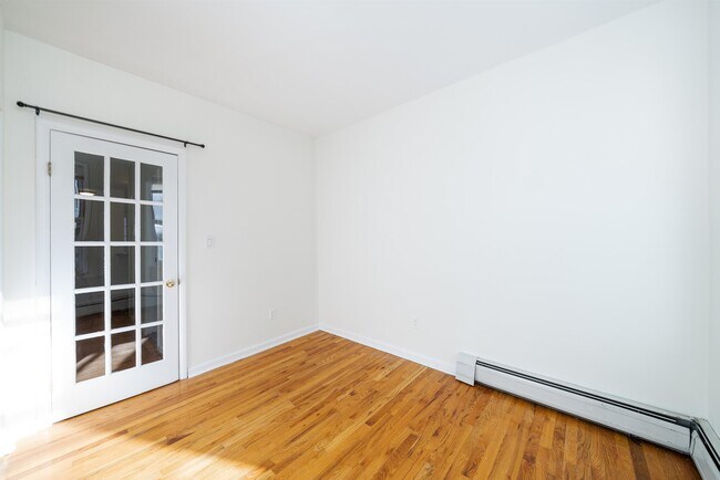 Building Photo - 107 Harrison St