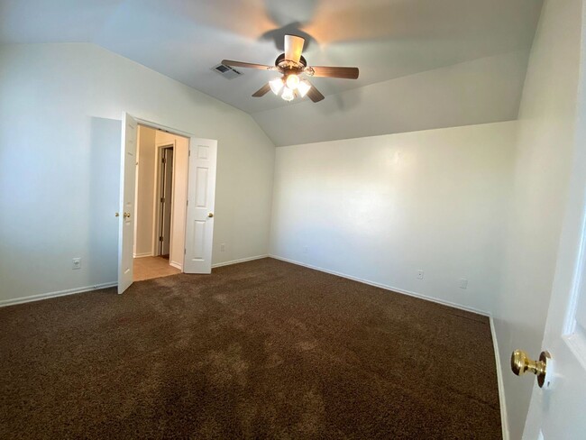 Building Photo - 3 br, 2 bath House - 3908 Western Heights Ave