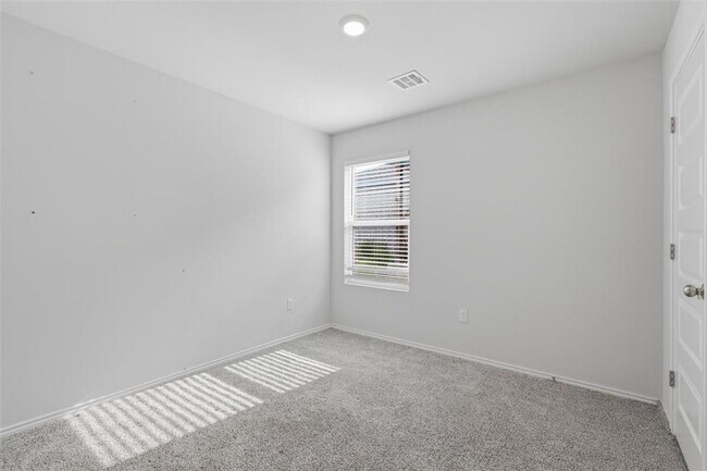 Building Photo - 11832 NW 94th St
