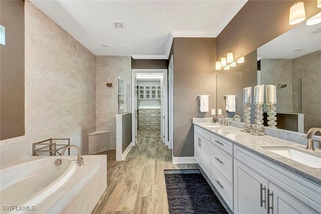 Building Photo - 9574 Everglades Dr