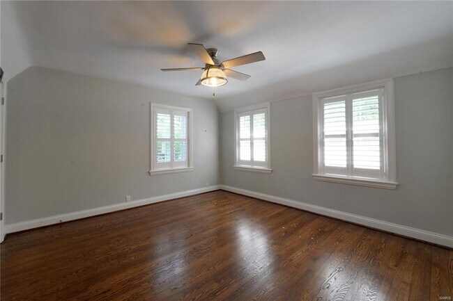 Building Photo - 937 S Bemiston Ave
