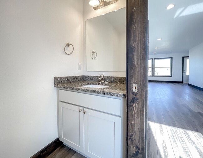 Building Photo - 2987 Aspen Dr