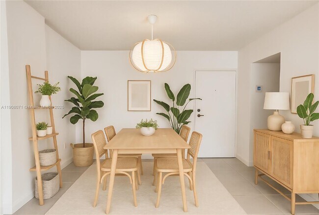 Building Photo - 800 West Ave