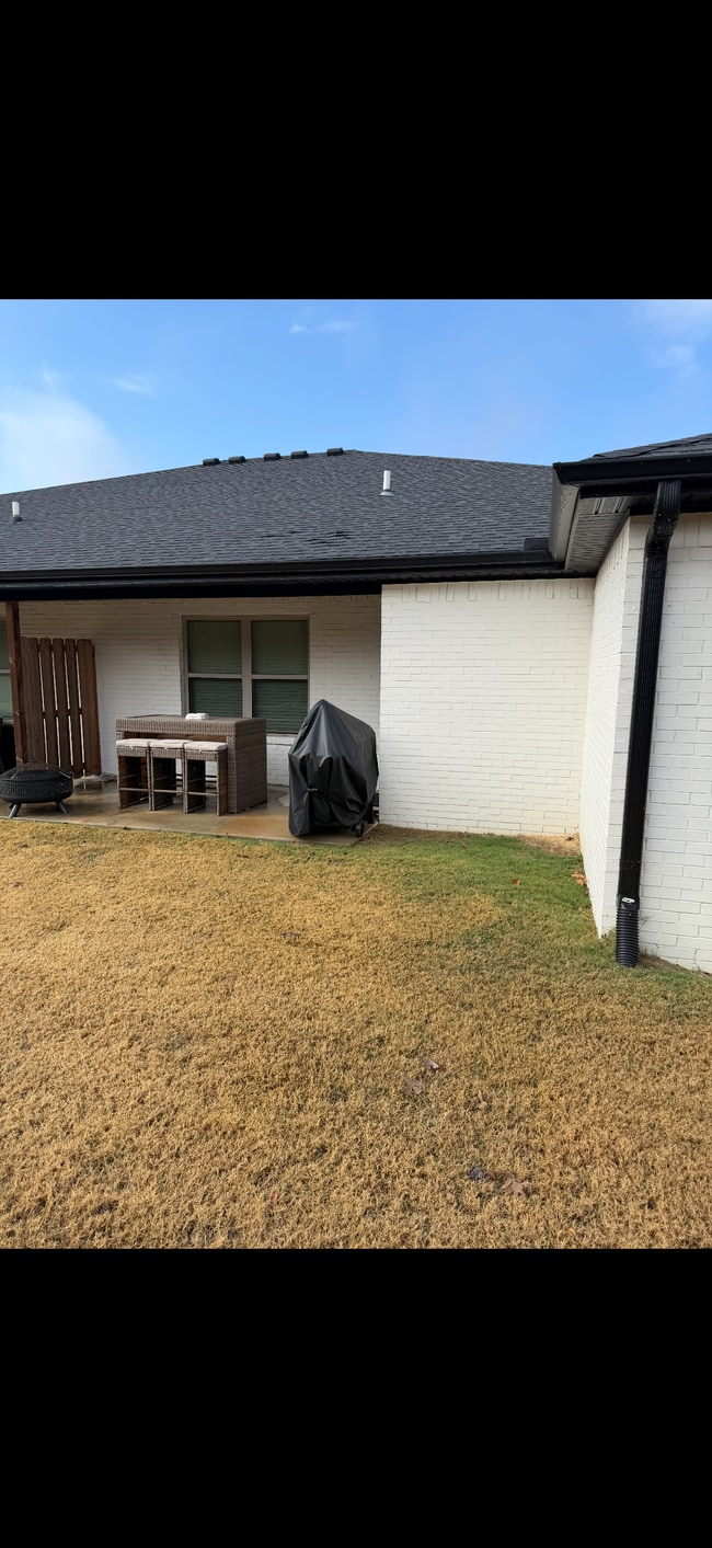 Building Photo - 235 Turnberry Ct