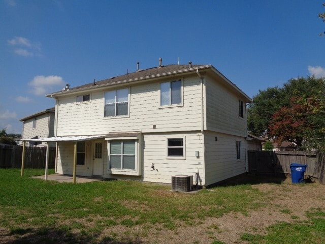 Building Photo - 1838 Strongs Ct