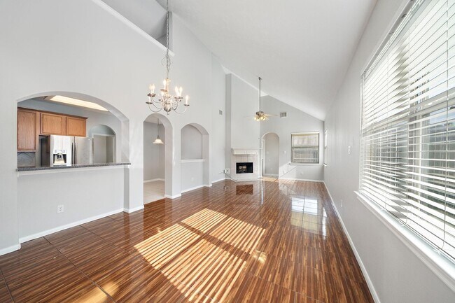 Building Photo - 17838 N White Tail Ct