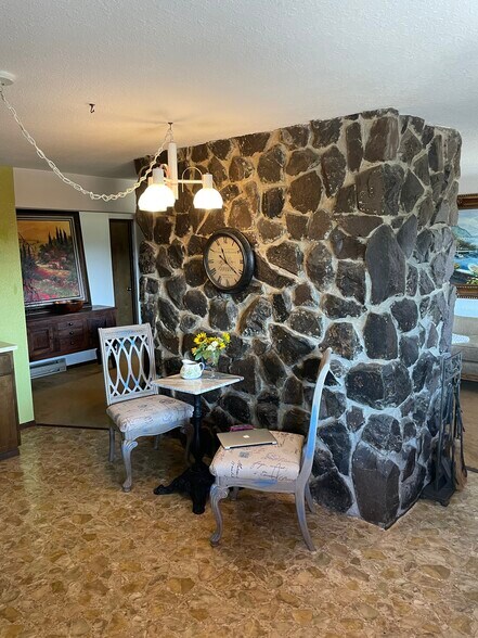 Building Photo - 995 Grandview Ave