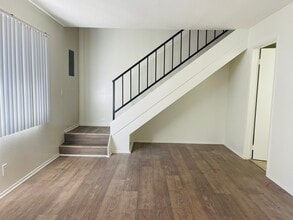 Building Photo - 6442 Rostrata Ave