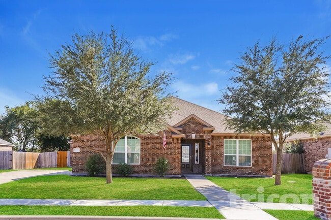 Building Photo - 714 Shady Meadow Ln