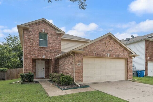 Building Photo - Newly updated home ready for move in