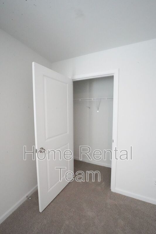 Building Photo - 108 Windrush Pnes