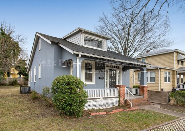 Building Photo - 728 Arnold Ave