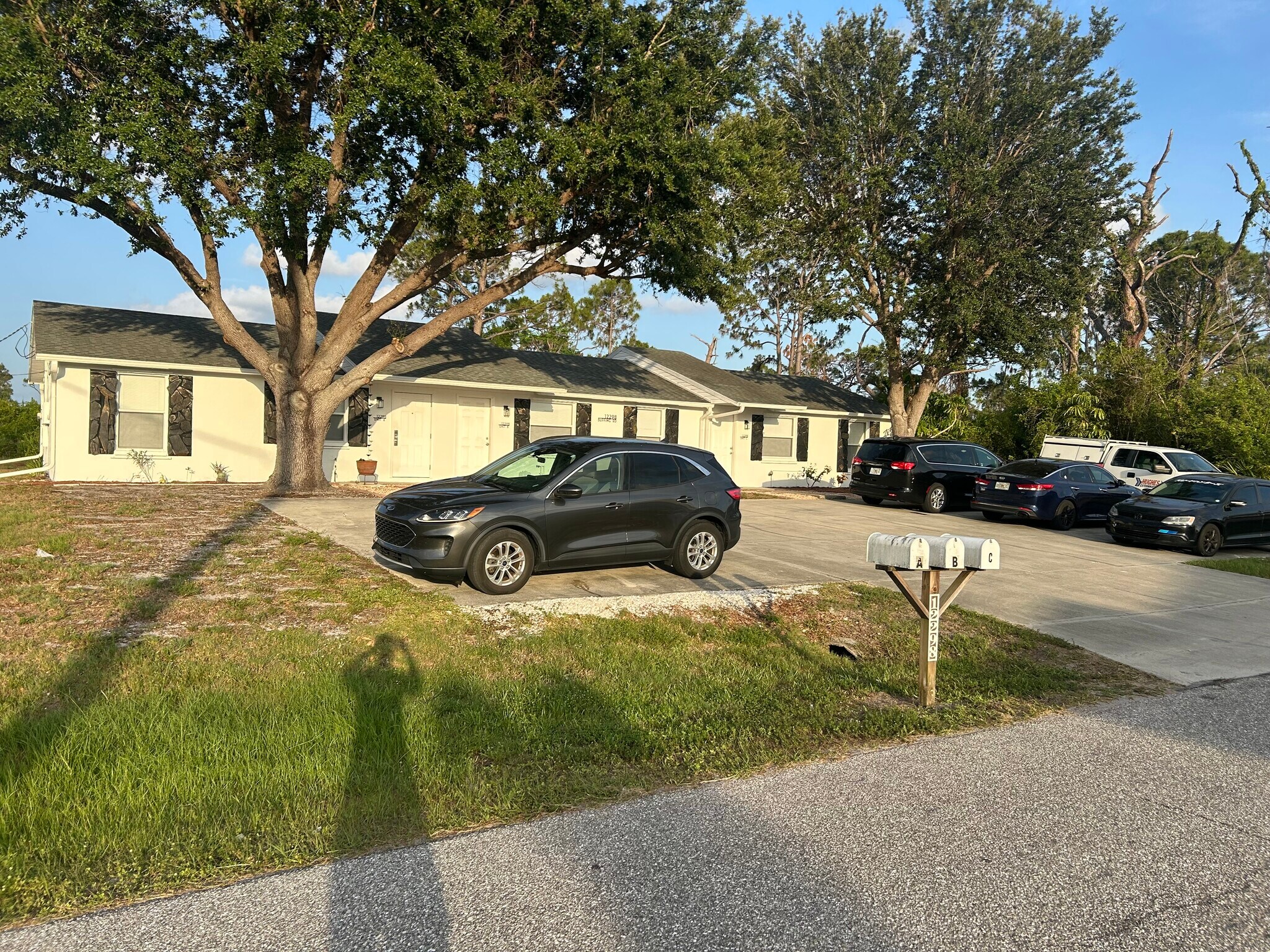 Building Photo - 12298 Buffing Rd