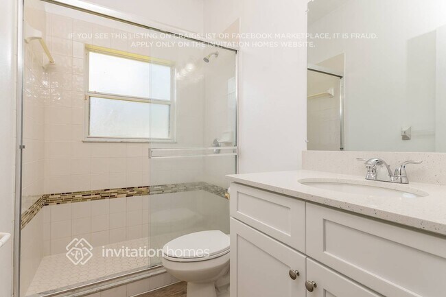 Building Photo - 3242 Countryside View Dr