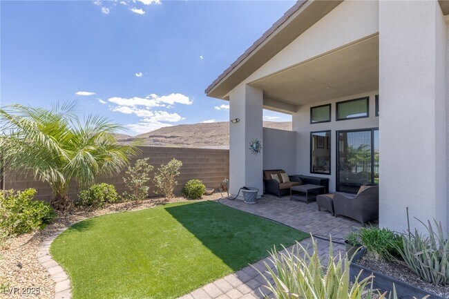 Building Photo - 5192 Rock Daisy Dr