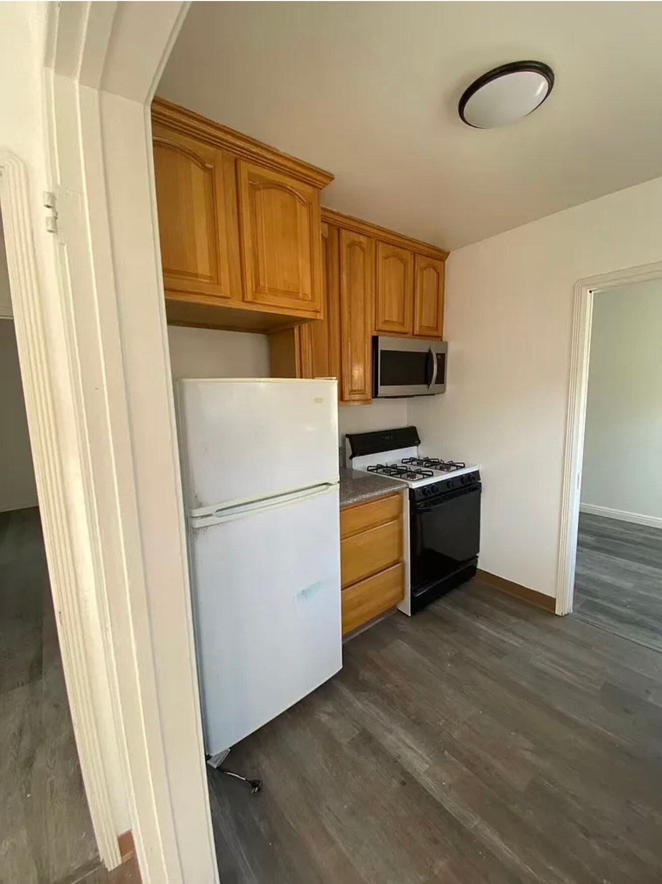 Building Photo - 1854 Garvey Ave