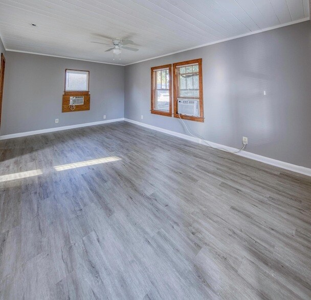 Building Photo - 225 S K St