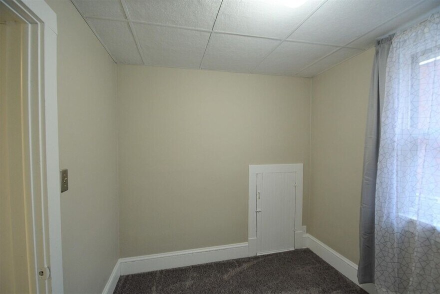 Bedroom 2 - 1315 Michigan Ave