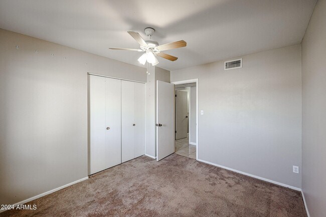 Building Photo - 3715 W Yucca St