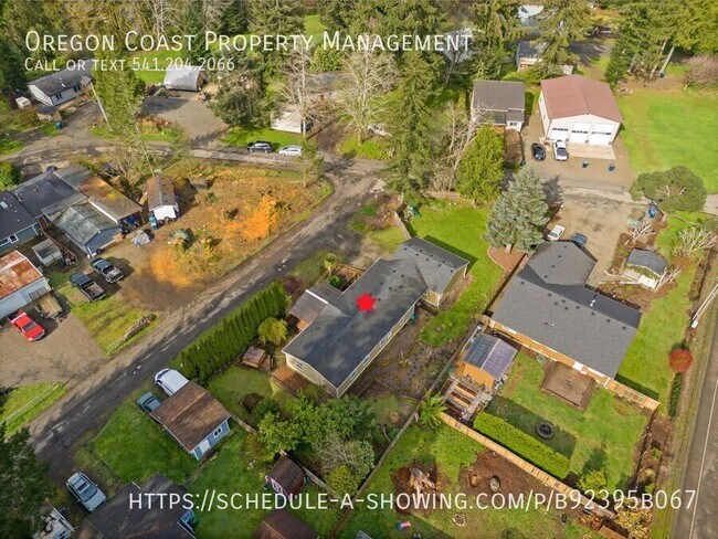 Building Photo - 2347 N Chinook Ln