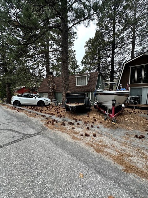 Building Photo - 32064 Hunsaker Way