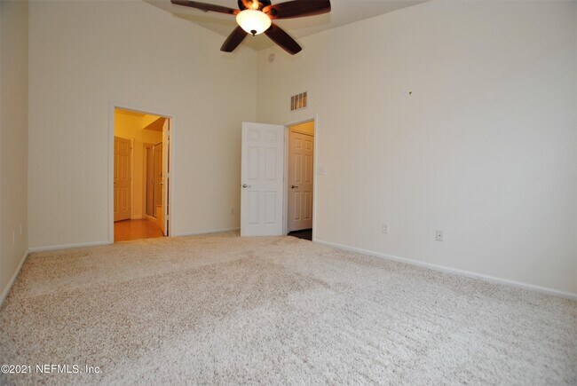 Building Photo - 6633 Jefferson Garden Ct