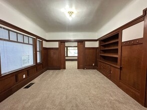 Building Photo - 2023 I St