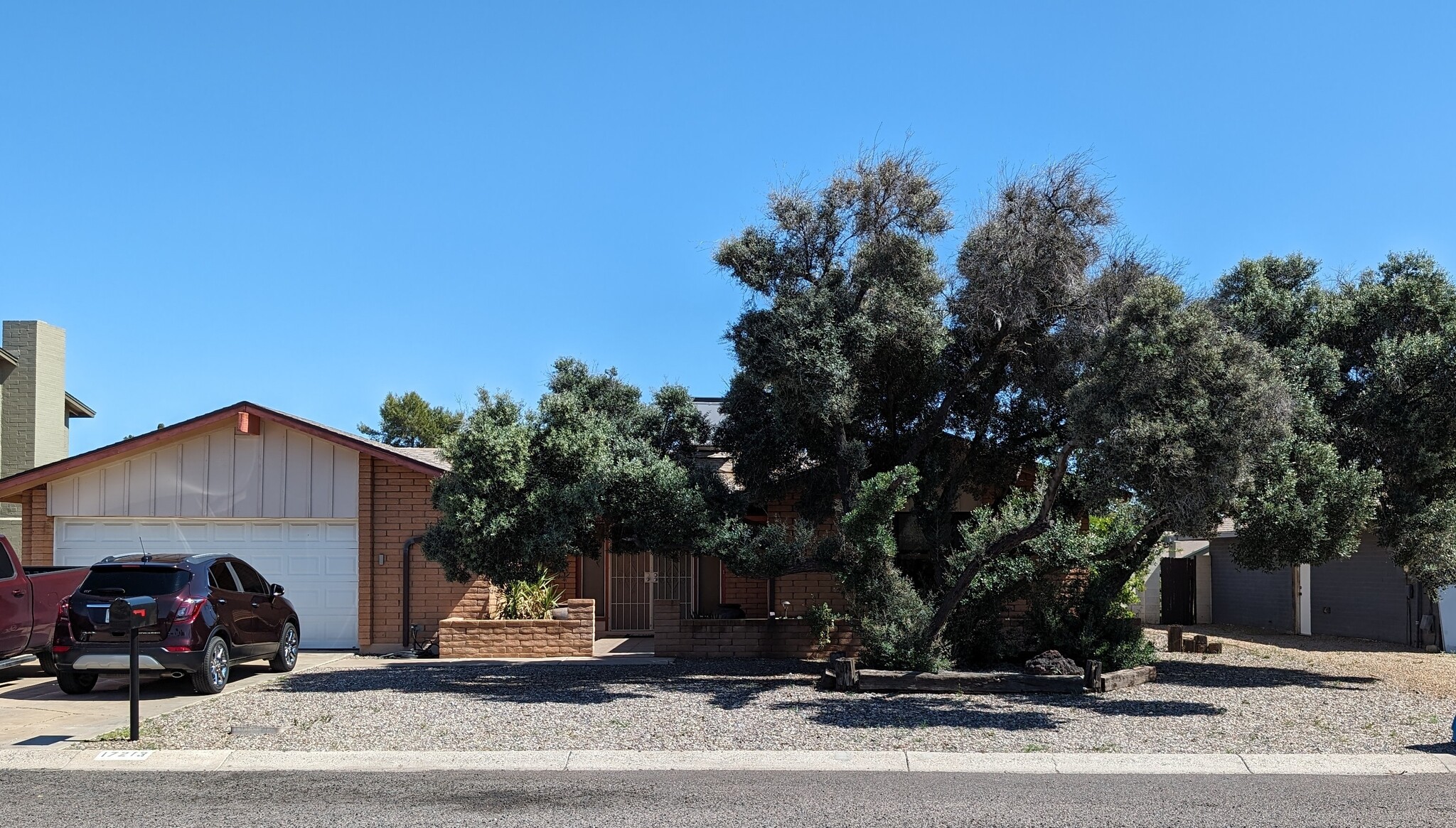 Building Photo - 17213 N 49th Ave