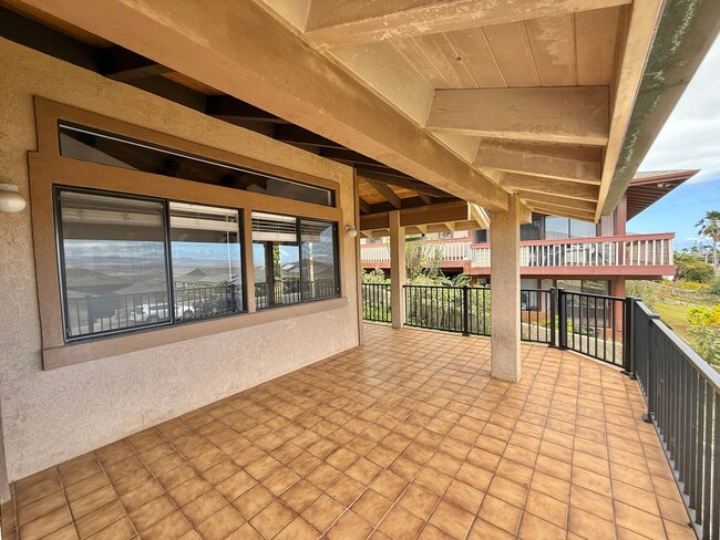 Building Photo - Pet friendly & Spacious - 3 Bedroom / 2 Ba...